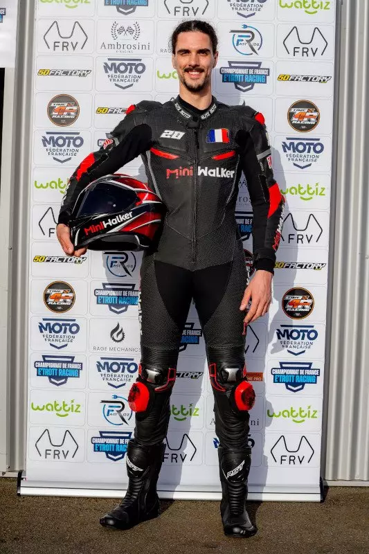 images/galerie-accueil/champions-2025/Kilian%20LARHER-800px.jpg#joomlaImage://local-images/galerie-accueil/champions-2025/Kilian LARHER-800px.jpg?width=533&height=800